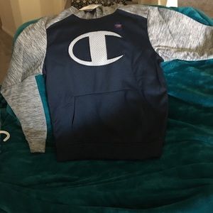 Boys Champion hoodie with pockets